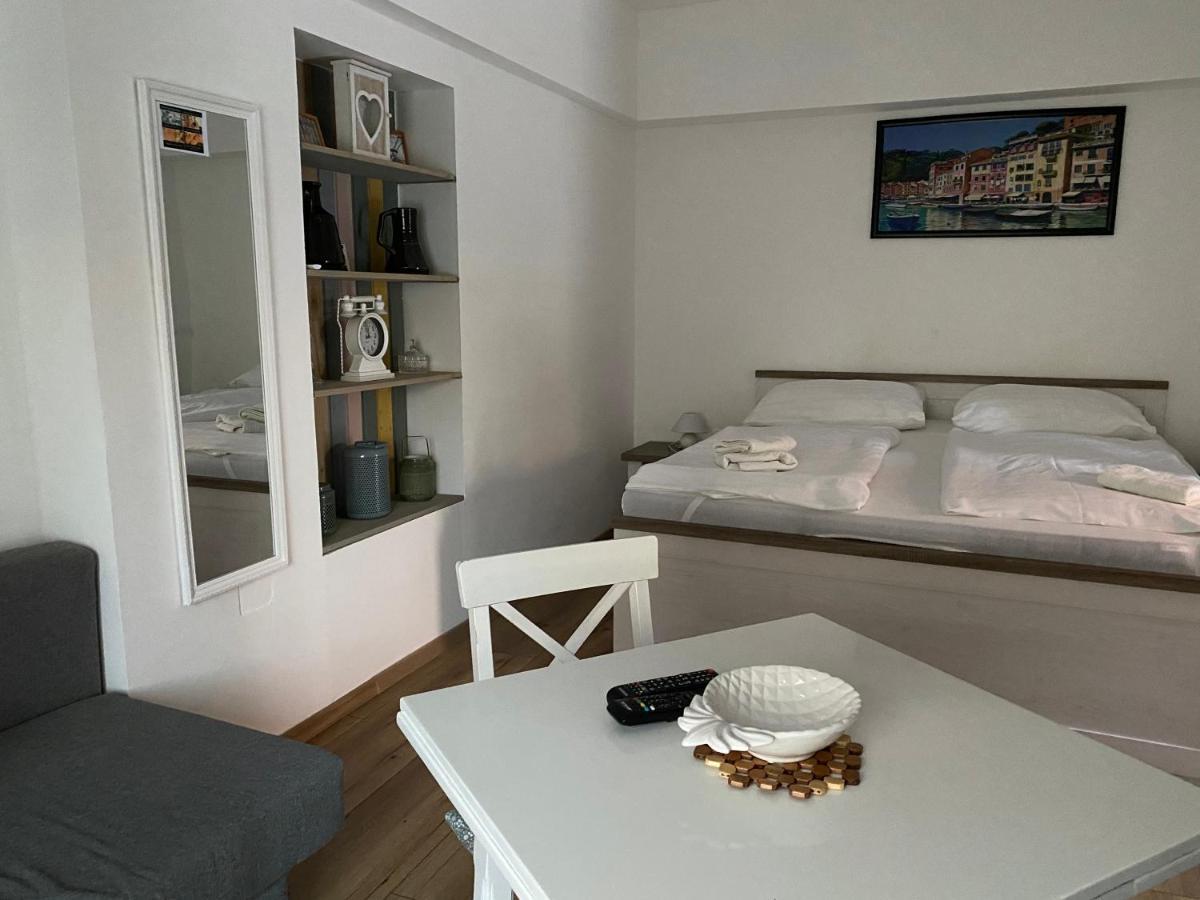Home Sweet Apartment Buk Bagian luar foto