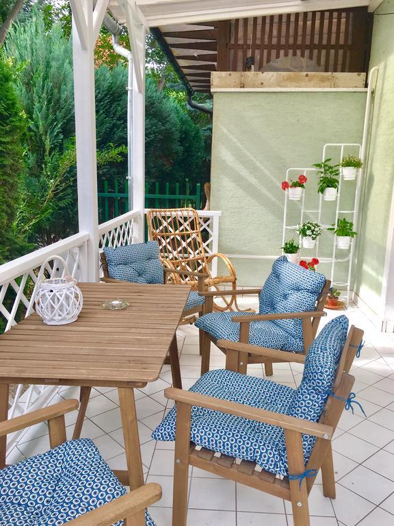 Home Sweet Apartment Buk Bagian luar foto